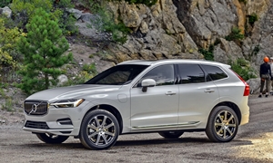 Volvo Models at TrueDelta: 2023 Volvo XC60 exterior