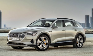 Audi Models at TrueDelta: 2023 Audi e-tron exterior