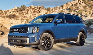 Kia Models at TrueDelta: 2023 Kia Telluride exterior