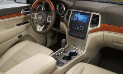 Jeep Models at TrueDelta: 2013 Jeep Grand Cherokee interior