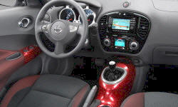 Nissan Models at TrueDelta: 2017 Nissan JUKE interior