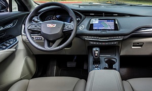 Cadillac Models at TrueDelta: 2023 Cadillac XT4 interior