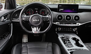 Kia Models at TrueDelta: 2023 Kia Stinger interior