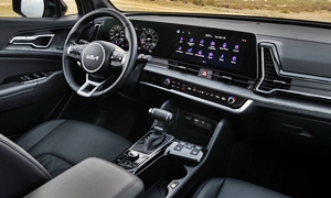 Kia Models at TrueDelta: 2023 Kia Sportage interior